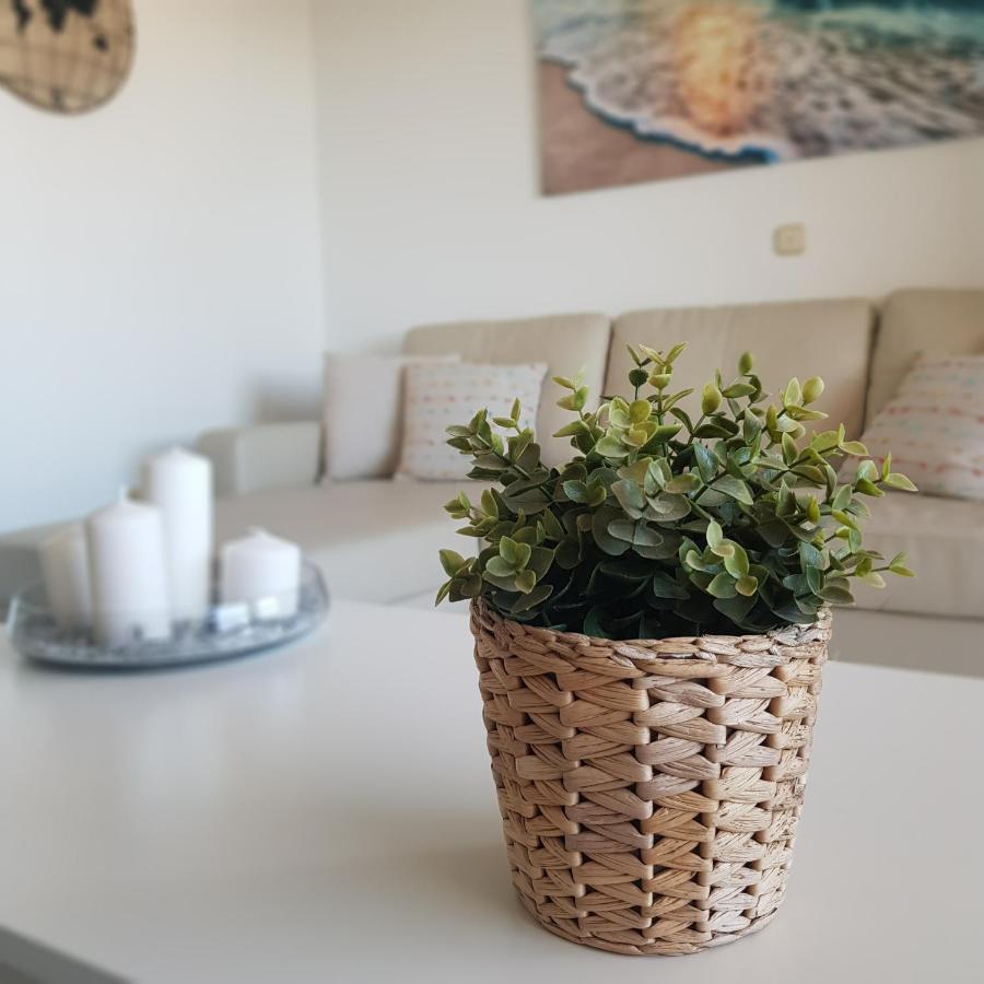Appartment Totally Upgraded At Benal Beach Benalmadena Bagian luar foto