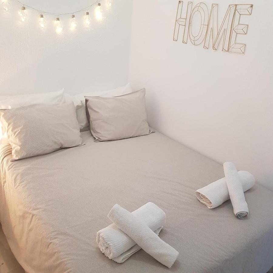 Appartment Totally Upgraded At Benal Beach Benalmadena Bagian luar foto