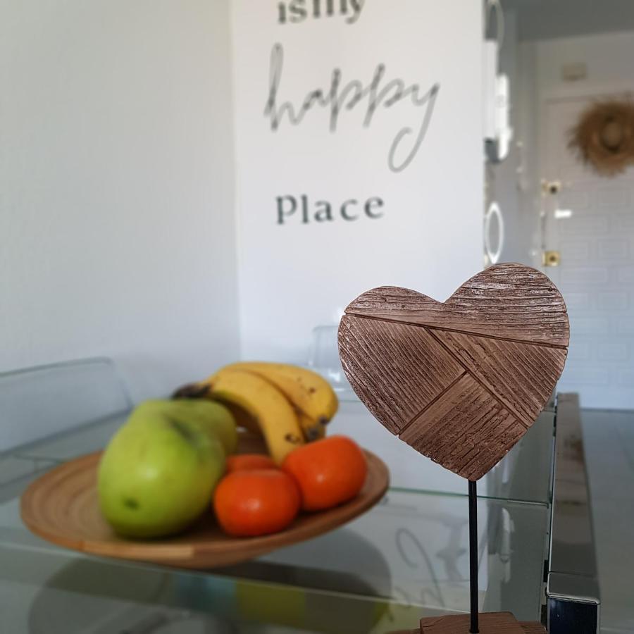 Appartment Totally Upgraded At Benal Beach Benalmadena Bagian luar foto