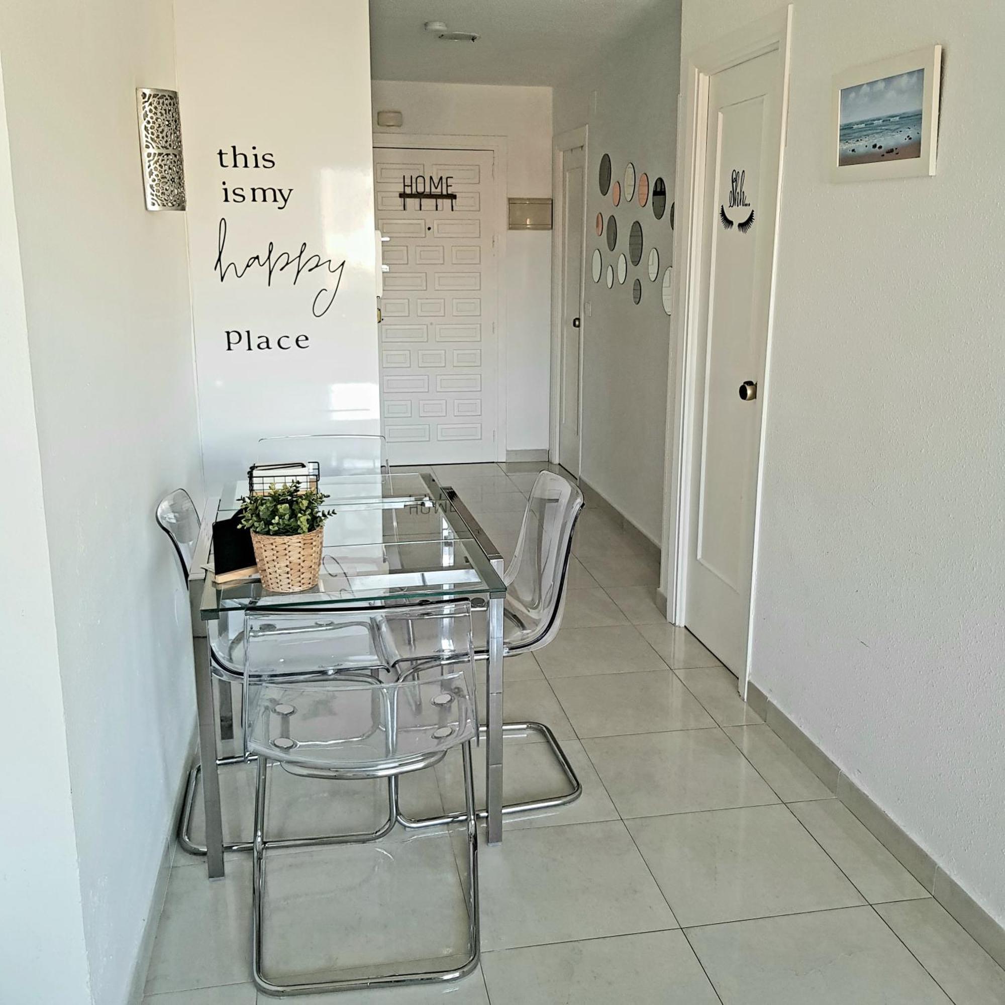 Appartment Totally Upgraded At Benal Beach Benalmadena Bagian luar foto
