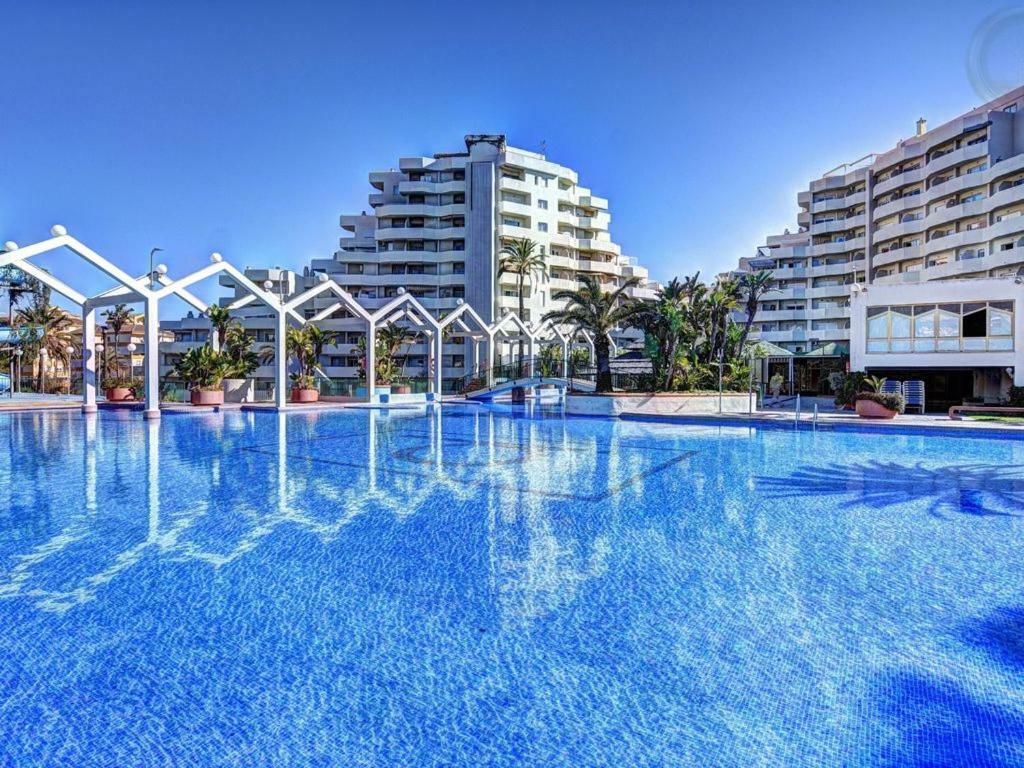 Appartment Totally Upgraded At Benal Beach Benalmadena Bagian luar foto
