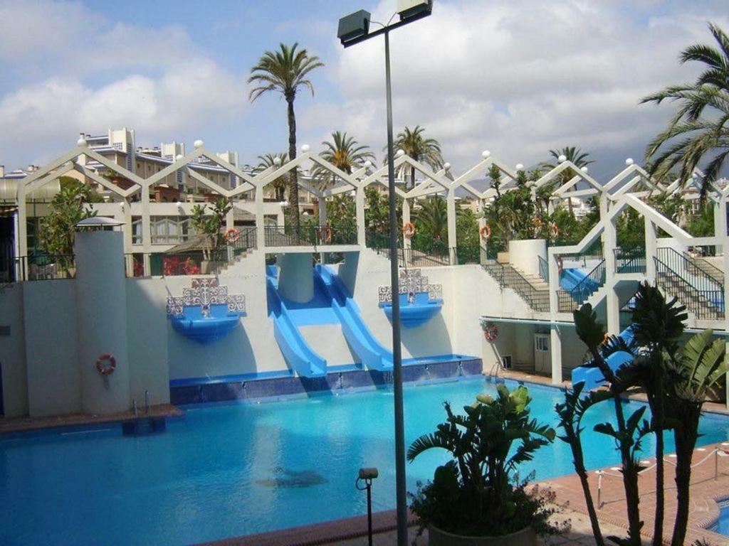Appartment Totally Upgraded At Benal Beach Benalmadena Bagian luar foto