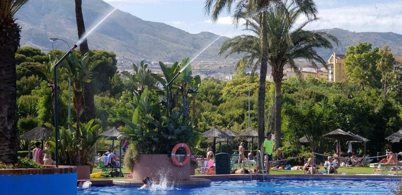 Appartment Totally Upgraded At Benal Beach Benalmadena Bagian luar foto